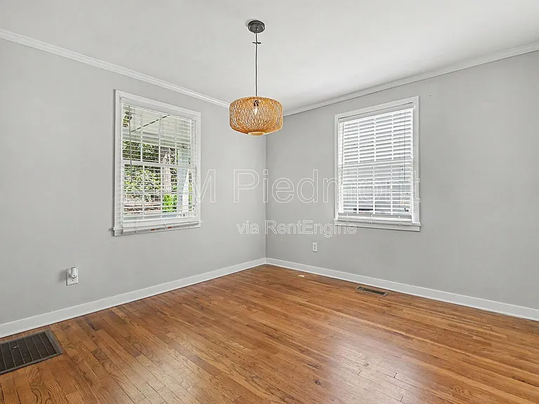2917 Ringle Rd — Photo 3