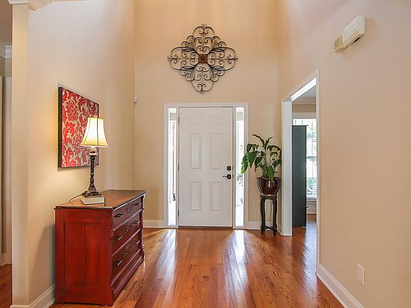 3rd image of 10264 Canton Place Ln