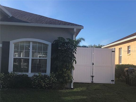 4th image of 3835 Alamanda Hills Ln