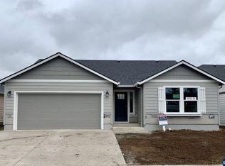 2321 Cheadle Lake Ct, Lebanon, OR 97355