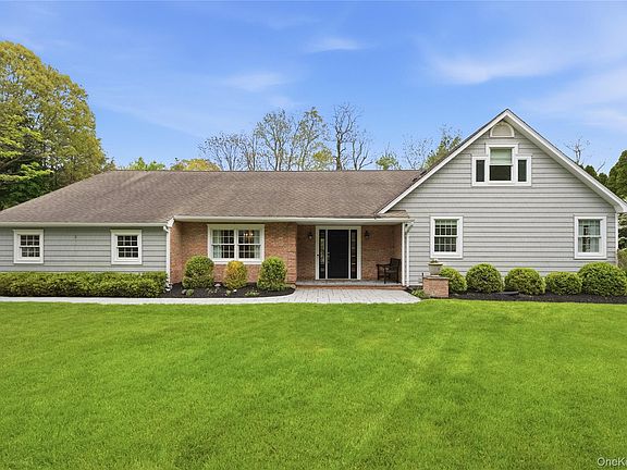 3rd image of 8 Brandywine Drive
