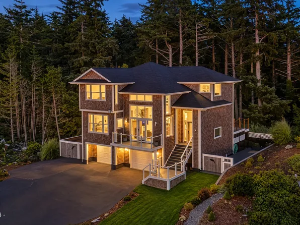 415 Fall Creek Dr, Tillamook, OR 97141