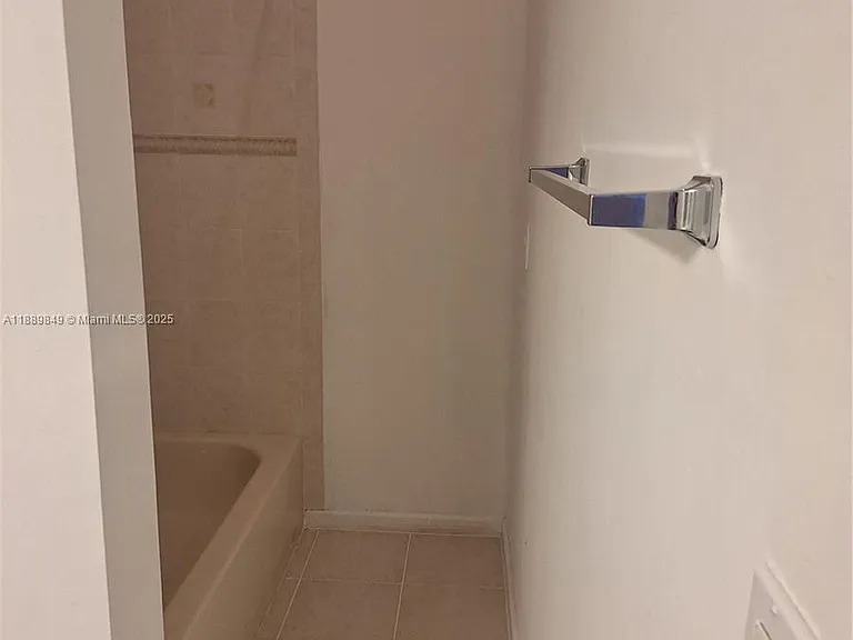 6621 Winfield Blvd #1 — Photo 30
