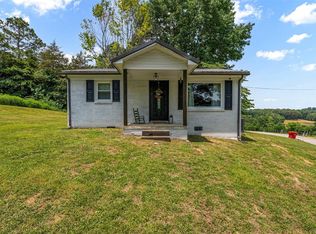 5 W R England Rd, Tompkinsville, KY 42167