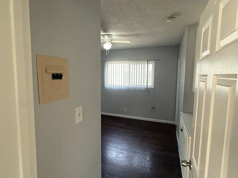 Chanteclaire Apartments — Photo 14