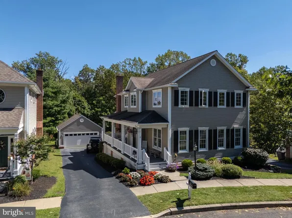 955 Pinehurst Dr, Chester Springs, PA 19425