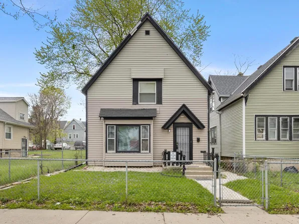 3244 N 30th STREET, Milwaukee, WI 53216