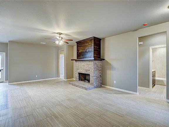 5th image of 7217 NW 146th St