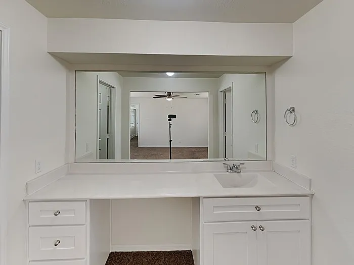 2405 Avenue G — Photo 12