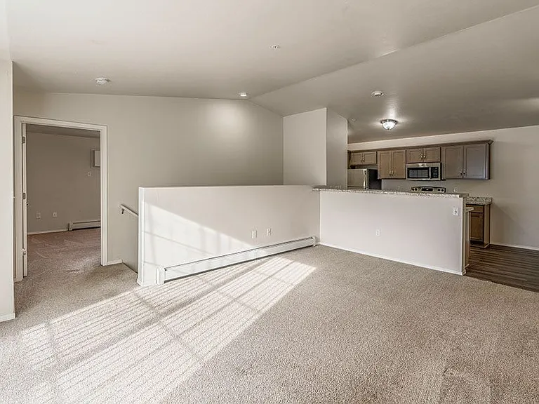 PLEASANT DRIVE ESTATES — Photo 8
