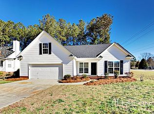 2 Abbey Rd, Elgin, SC 29045