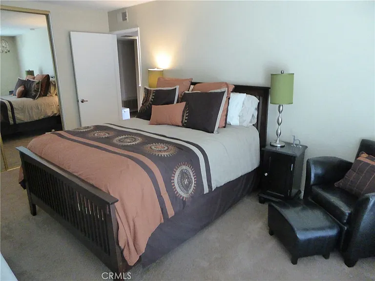 24746 Meridian Dr — Photo 11