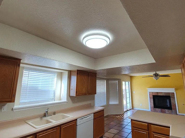 7224 Lady Hawk Ct — Photo 8