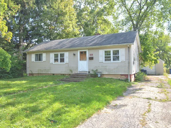 843 Central Ave, Deerfield, IL 60015