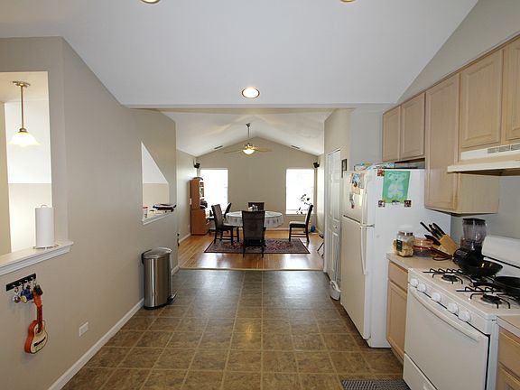 5th image of 3029 Kentshire Cir