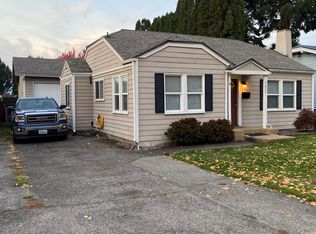 2852 Dover St, Longview, WA 98632