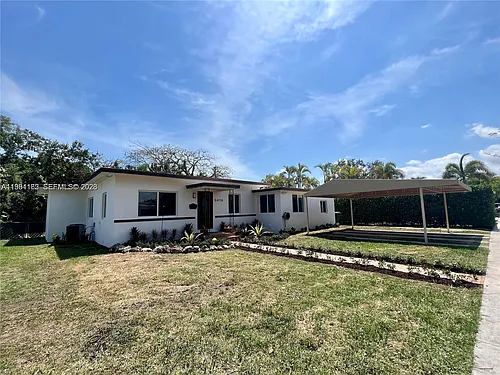 5970 SW 46th St Photo 1