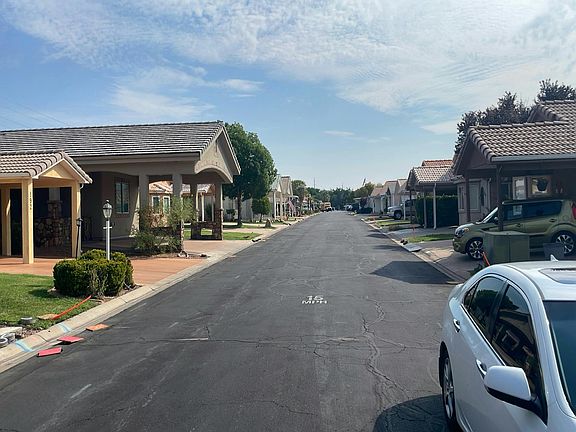 5th image of 2990 E Riverside Dr Unit 194