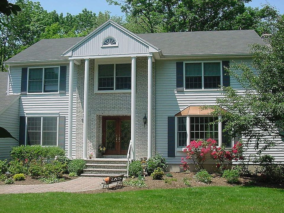 8 Dogwood Lane