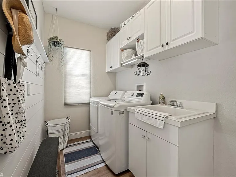 1015 Tivoli Ln — Photo 24