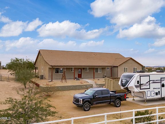 5th image of 35947 W BUCKEYE Road