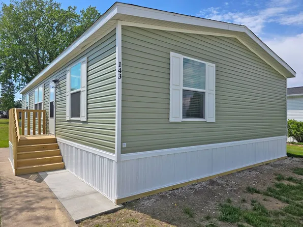 781 W Walcott Rd Lot 143, Walcott, IA 52773