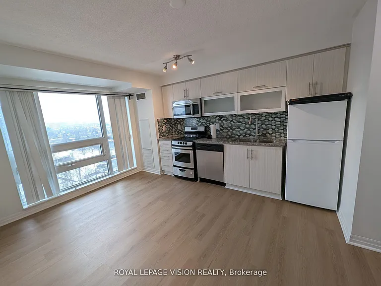 2015 Sheppard Ave E #1408 — Photo 6