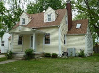 203 S Jasper St, Olney, IL 62450