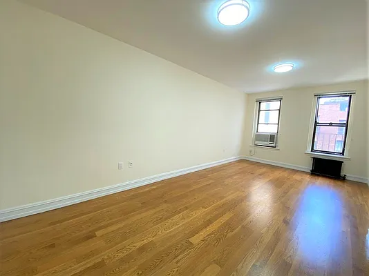 Rented by Corcoran | media 6