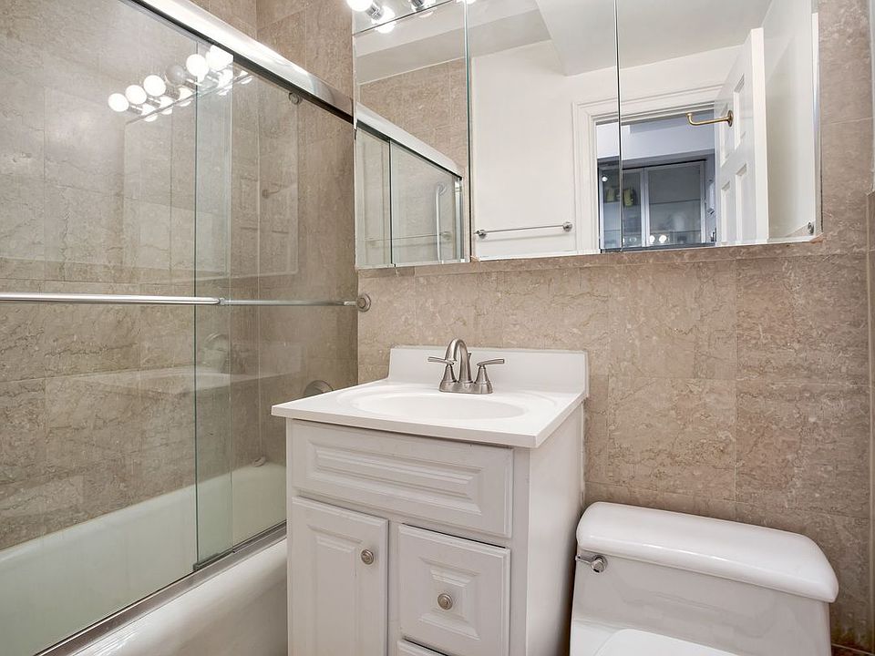 2nd image of 24 5th Ave APT 608