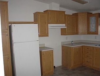 2nd image of 299 N River Rock Dr