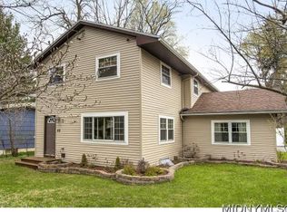 49 Root St, New Hartford, NY 13413