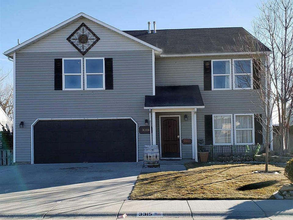 1st image of 3315 Blossom Way