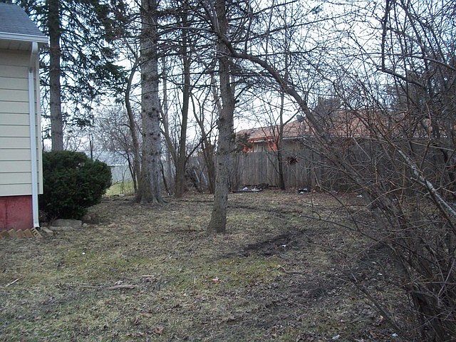2nd image of 2609 N Lewis Ave