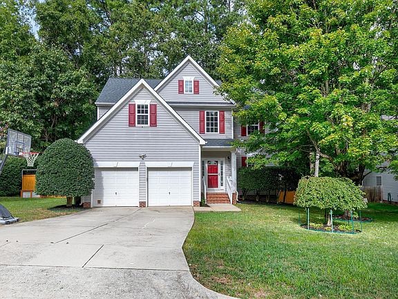 2nd image of 2106 Summit Dr