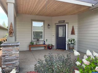 2149 SE Magnolia Ave, Dallas, OR