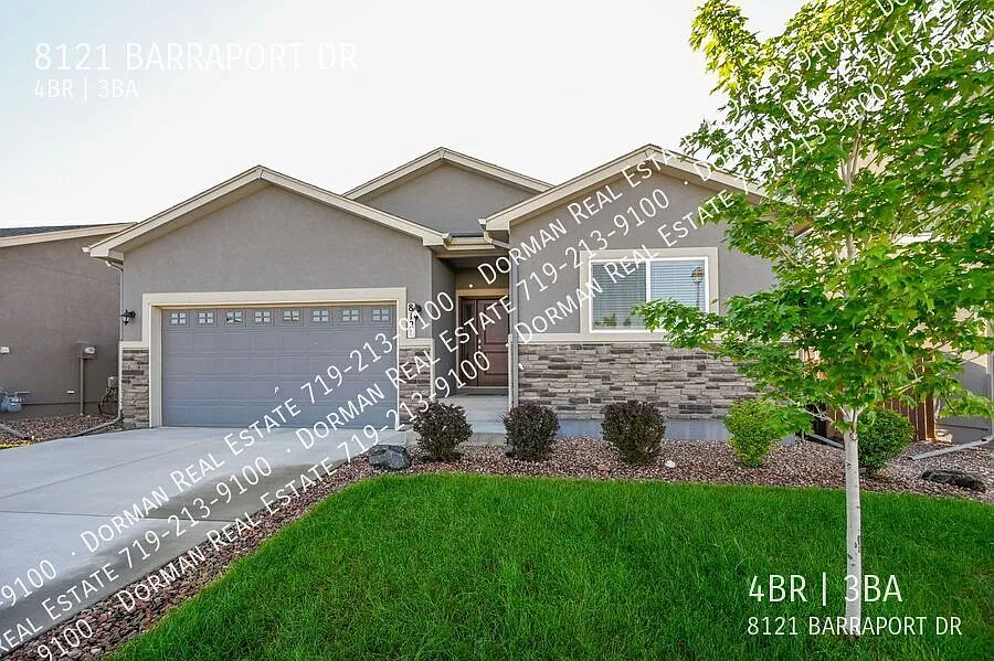 Modern 4 bedroom, 3 bath Home With Speakeasy Style! — Photo 2