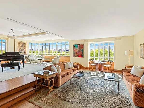 25 Central Park W #9QR, New York, NY 10023