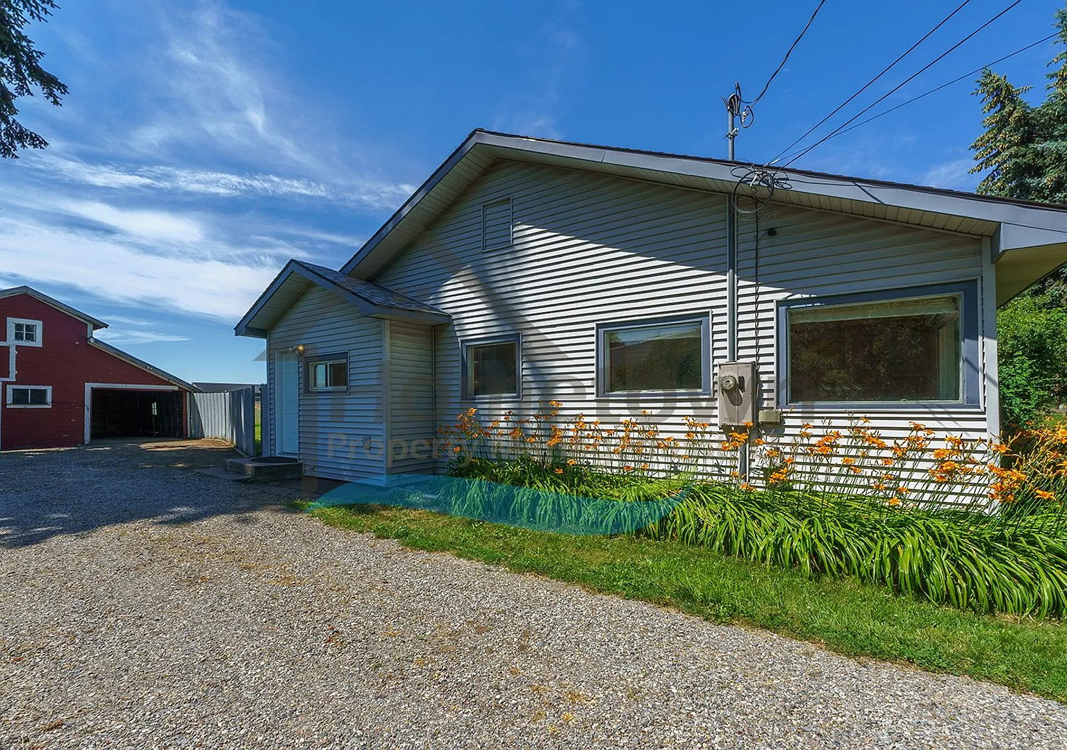 2 Bedroom 1 Bathroom Home on Nearly 2 Acres Available in Hayden! — Photo 3