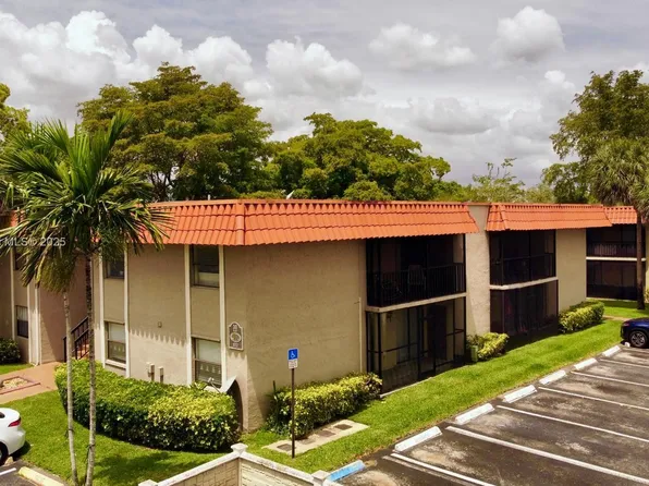 9712 Hammocks Blvd APT 201-30, Miami, FL 33196