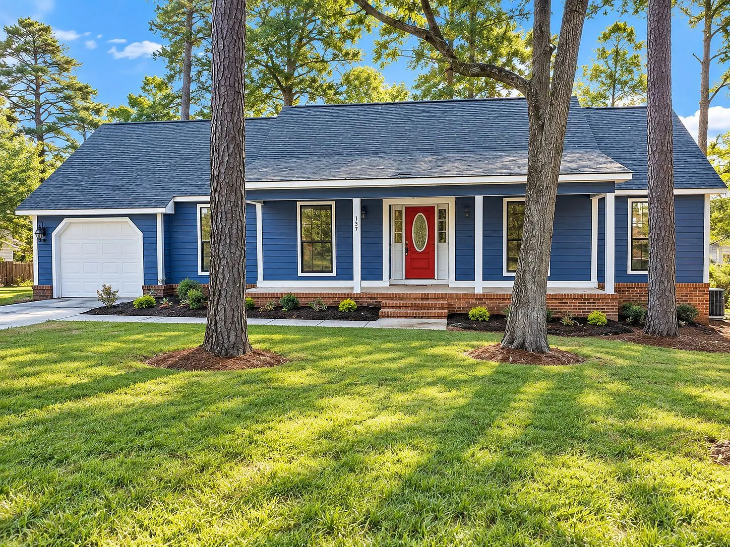 3 bed, 2.0 bath, $1,725 — Photo 1