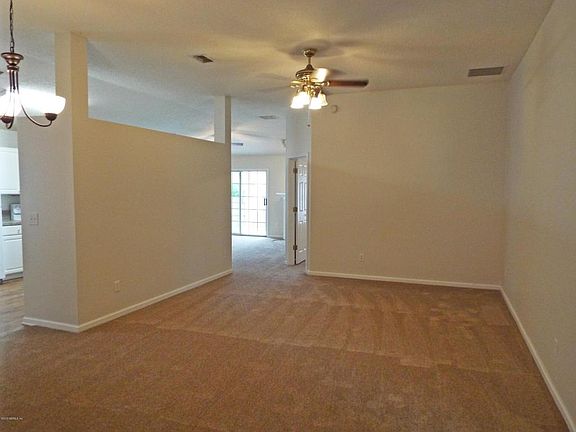 5th image of 579 Timber Trace Ct