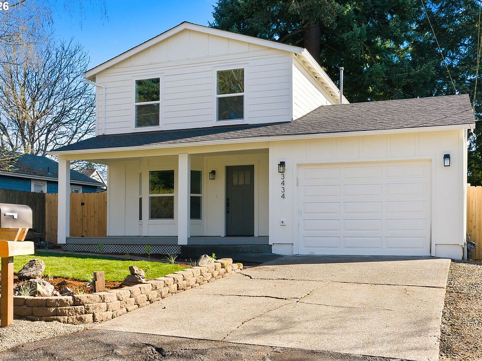 1st image of 3434 SE Rockwood St