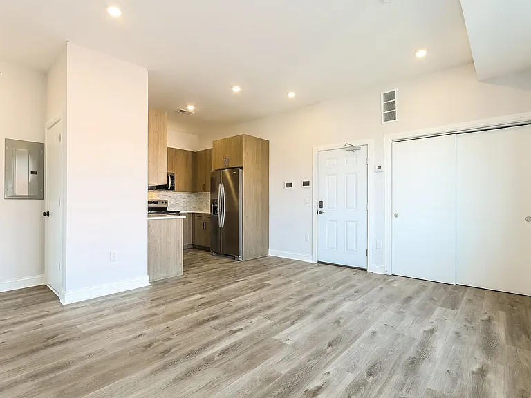953 Belmont Avenue — Photo 7