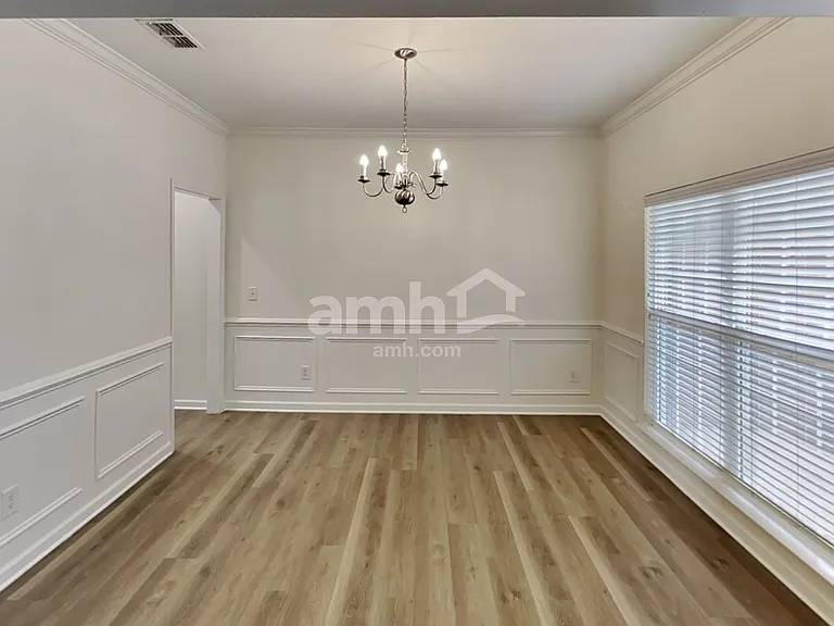 4063 Locerbie Cir — Photo 7
