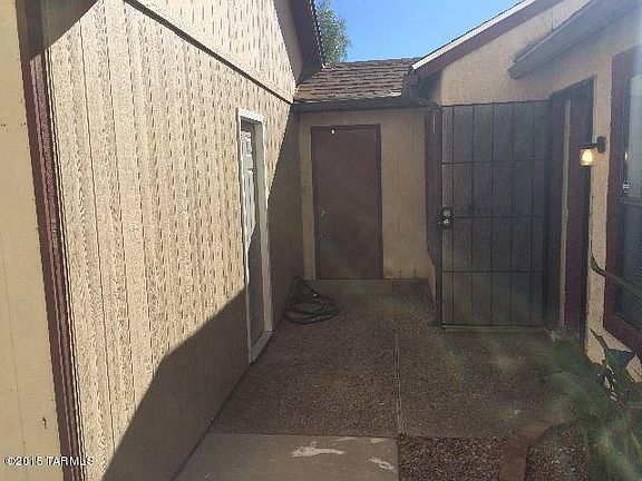 4th image of 8667 N Lyra Ln
