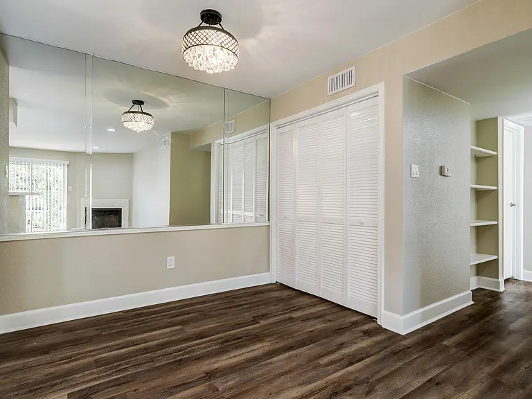 10101 S Gessner Rd #701 — Photo 8