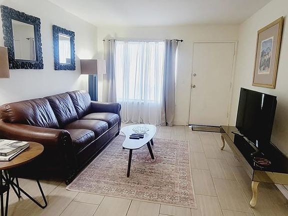 4th image of 9651 Spyglass Ave Unit 3
