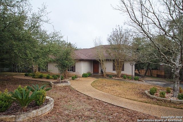 1st image of 1306 W Oak Estates Dr