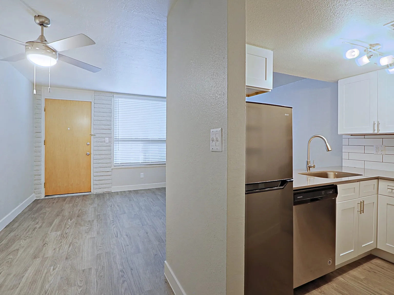 Allora Phoenix Apartments — Photo 2